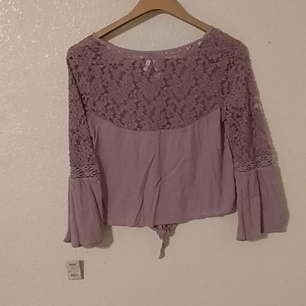 Shirt - Picture 2 of 3